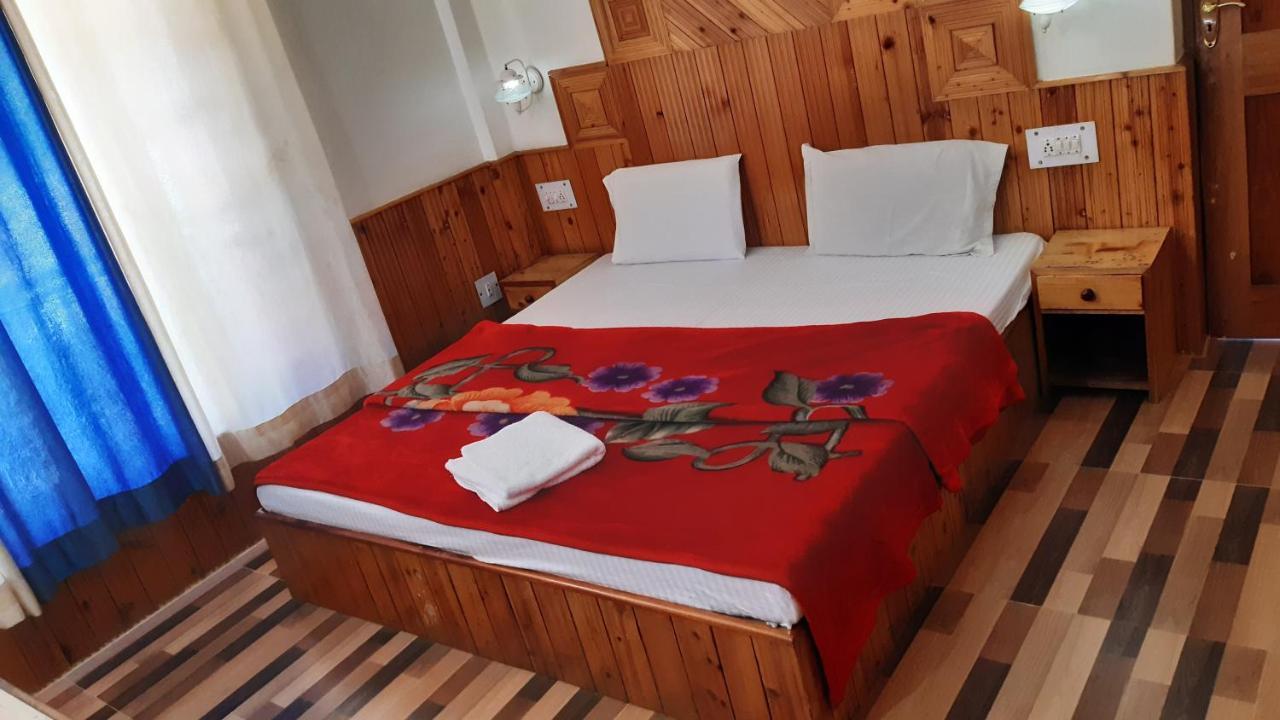 Hadimba Regency Hostel Manāli Exterior foto