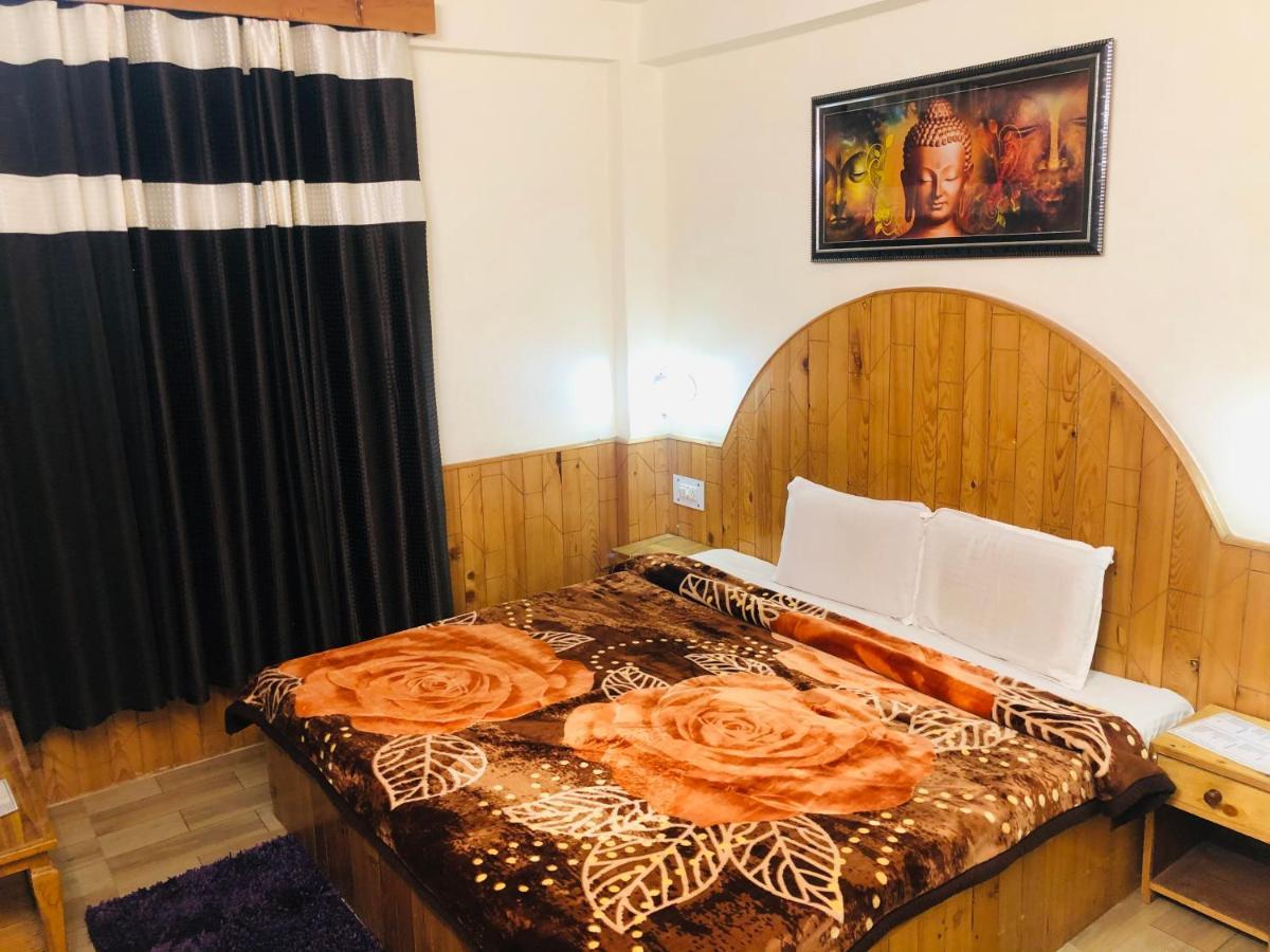 Hadimba Regency Hostel Manāli Exterior foto